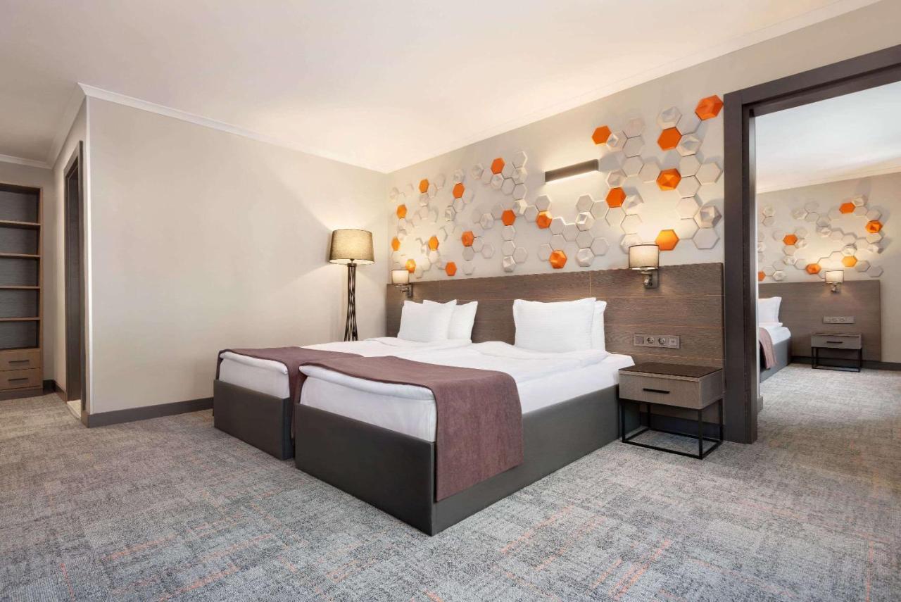 Days Hotel By Wyndham Ankara Cankaya Exterior photo
